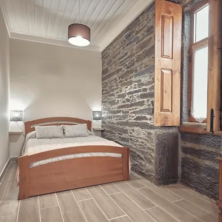 Casa Do Largo Da Igreja Vila Nova de Foz Coa