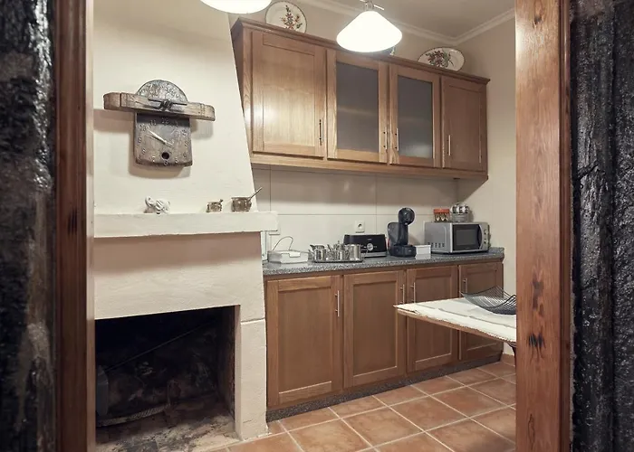 Casa Do Largo Da Igreja * Vila Nova de Foz Coa